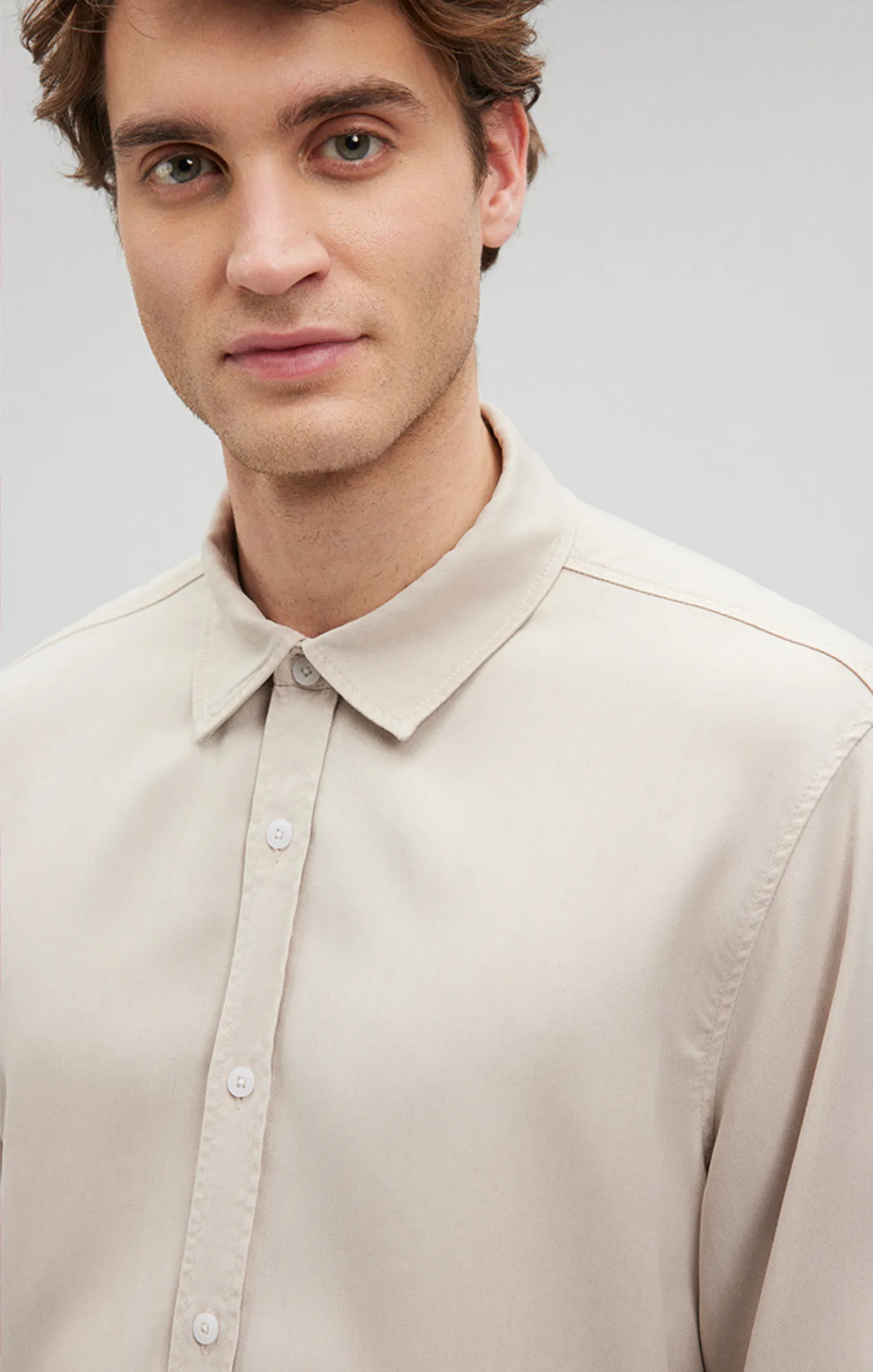 BUTTON-UP LONG SLEEVE SHIRT IN MOONSTRUCK