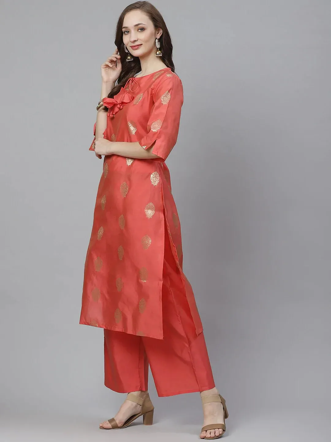 Women'S Coral Pink & Golden Woven Design Kurta With Palazzos